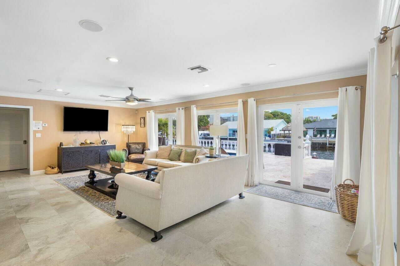 41 Castle Harbor Isle Drive, Fort Lauderdale, FL 33308 Photo