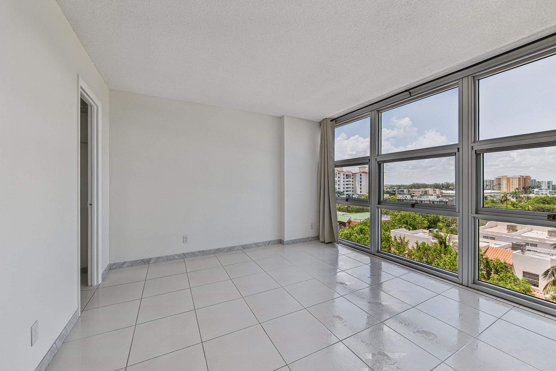 531 N Ocean Boulevard, Unit 805, Pompano Beach, FL 33062 Photo