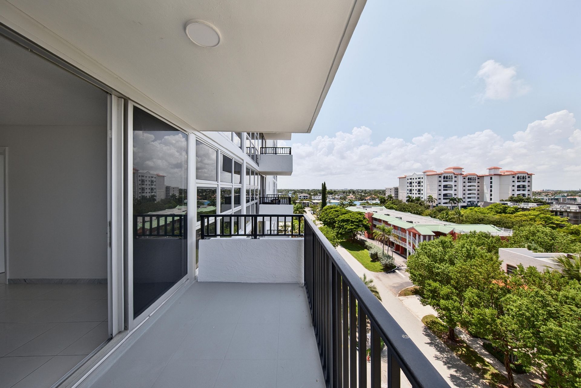 531 N Ocean Boulevard, Unit 805, Pompano Beach, FL 33062 Photo