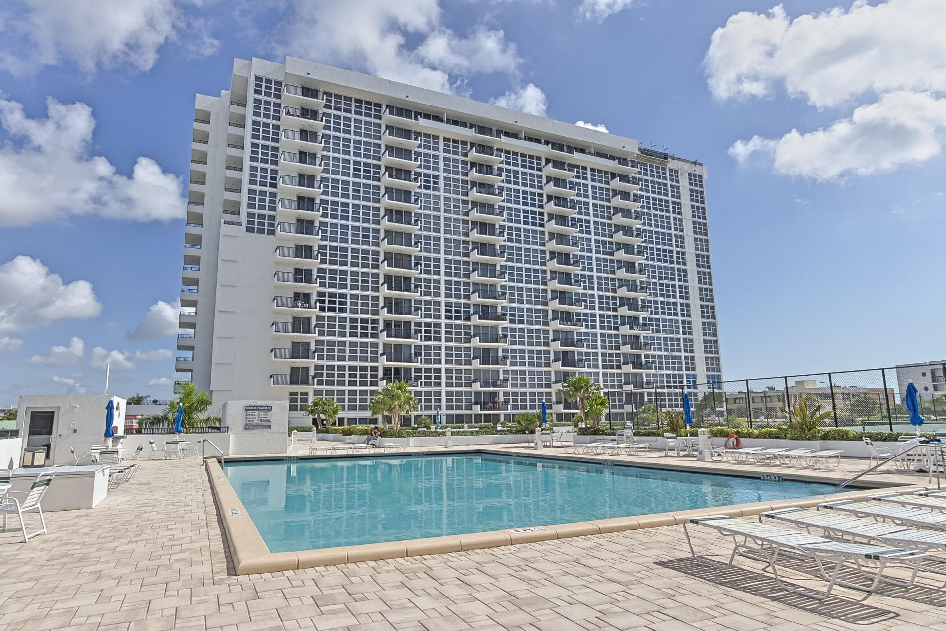 531 N Ocean Boulevard, Unit 805, Pompano Beach, FL 33062 Photo