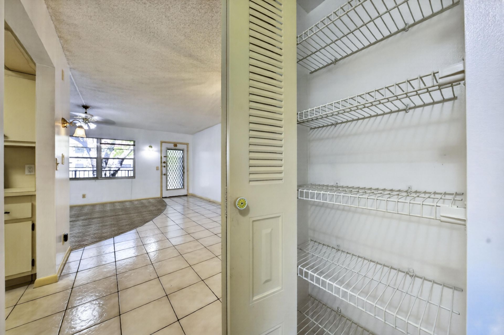101 SW 132nd Way, Unit 215J, Pembroke Pines, FL 33027 Photo