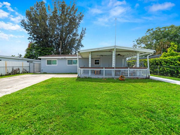 735 Hibiscus Drive, Royal Palm Beach, FL 33411