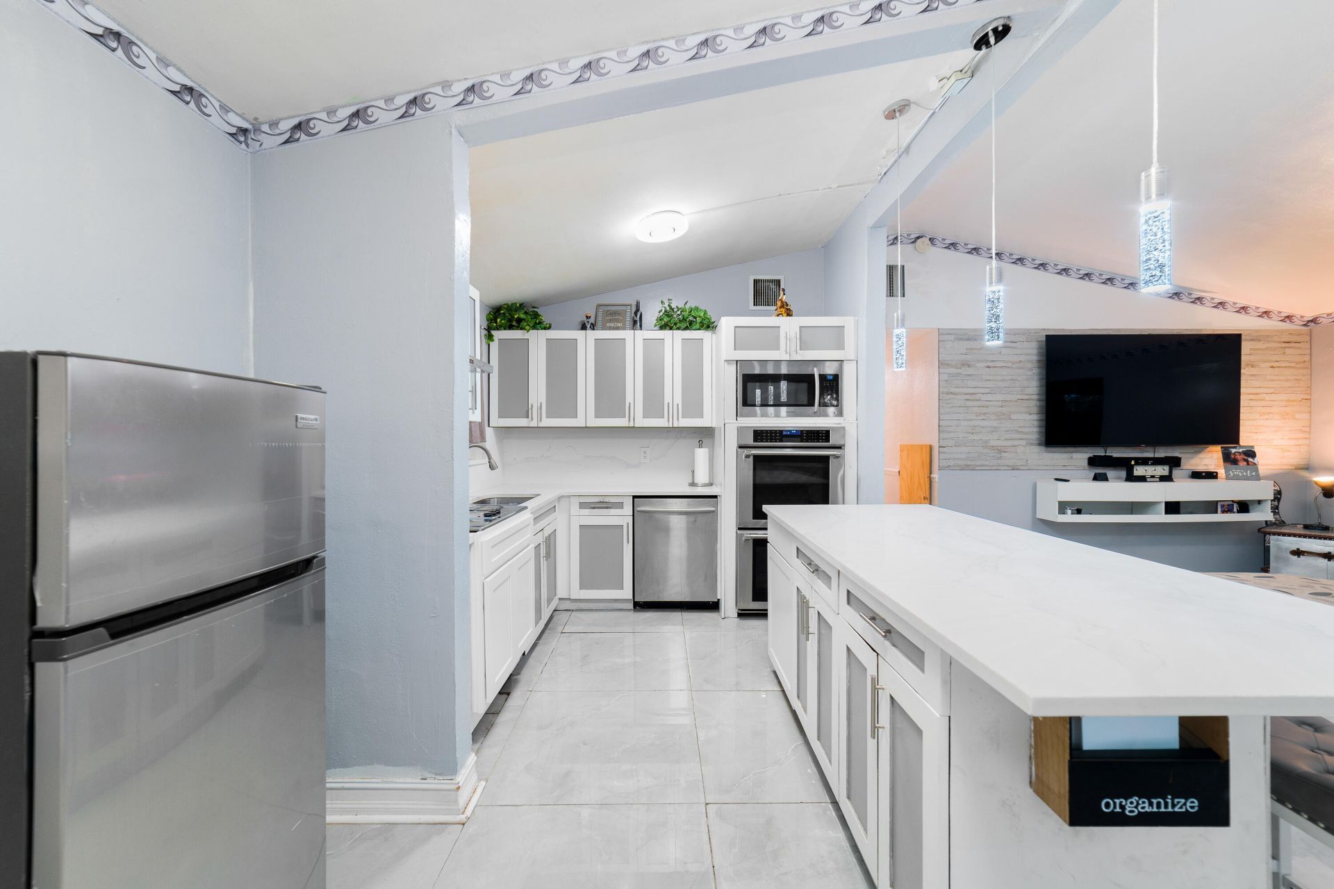 735 Hibiscus Drive, Royal Palm Beach, FL 33411 Photo
