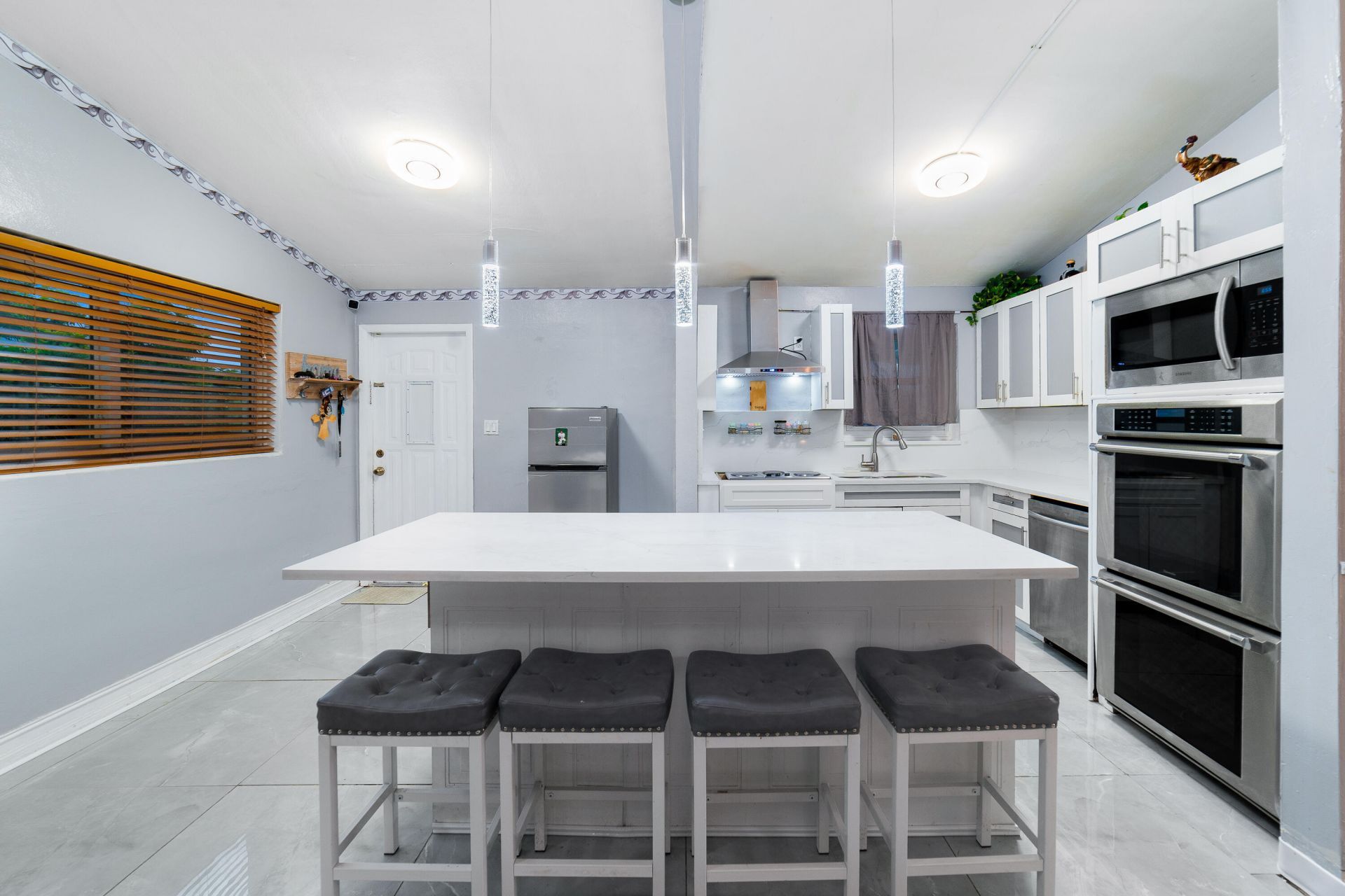 735 Hibiscus Drive, Royal Palm Beach, FL 33411 Photo