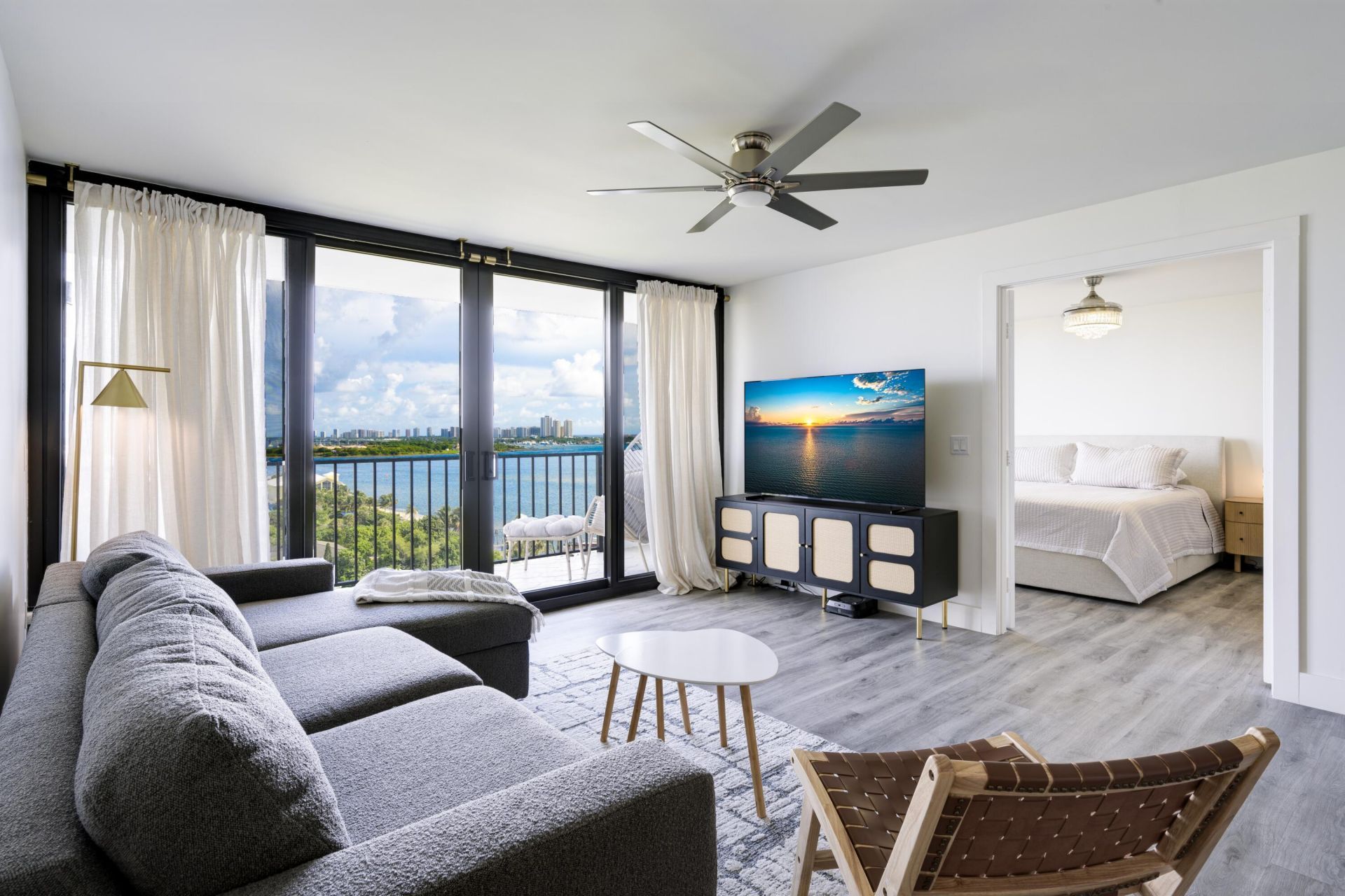 5600 N Flagler Drive, Unit 1207, West Palm Beach, FL 33407 Photo