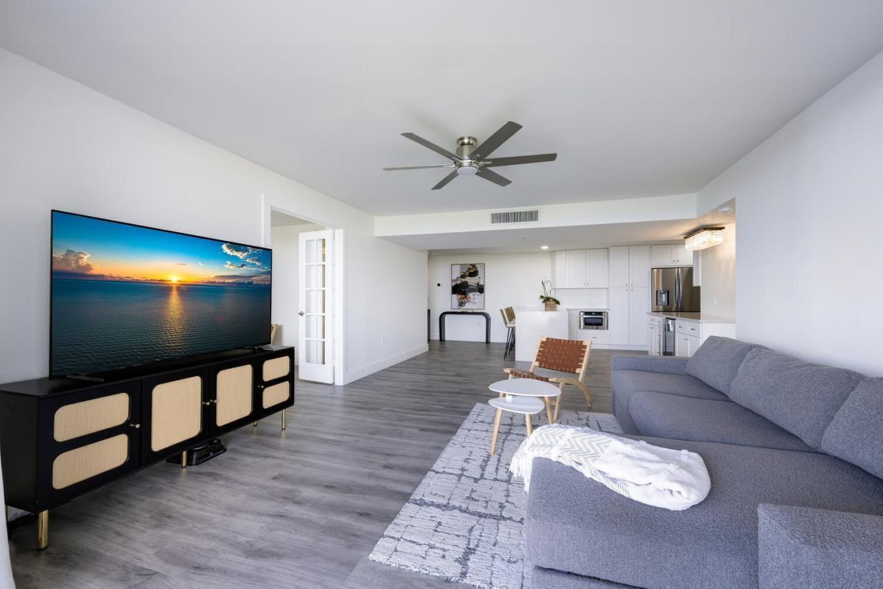 5600 N Flagler Drive, Unit 1207, West Palm Beach, FL 33407 Photo