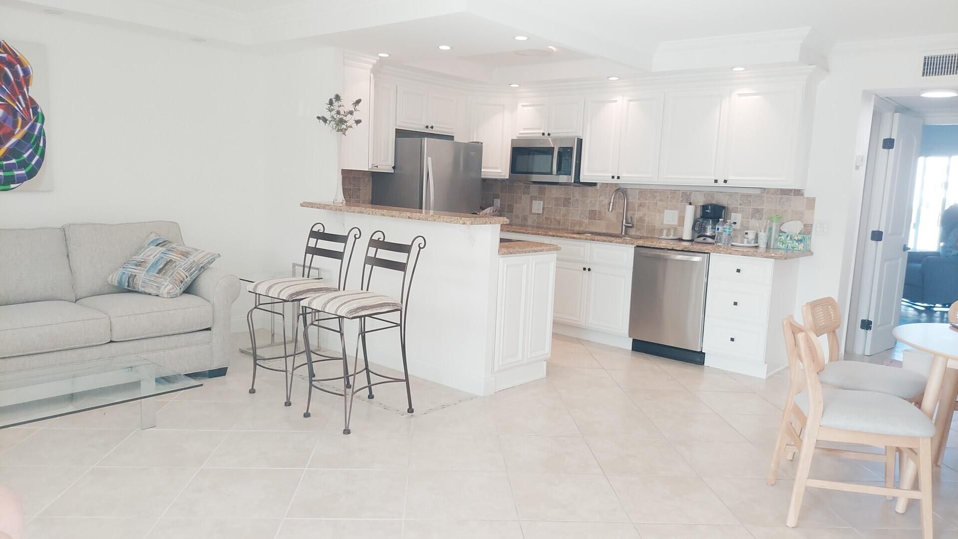 1072 Yarmouth Drive, Boca Raton, FL 33434 Photo