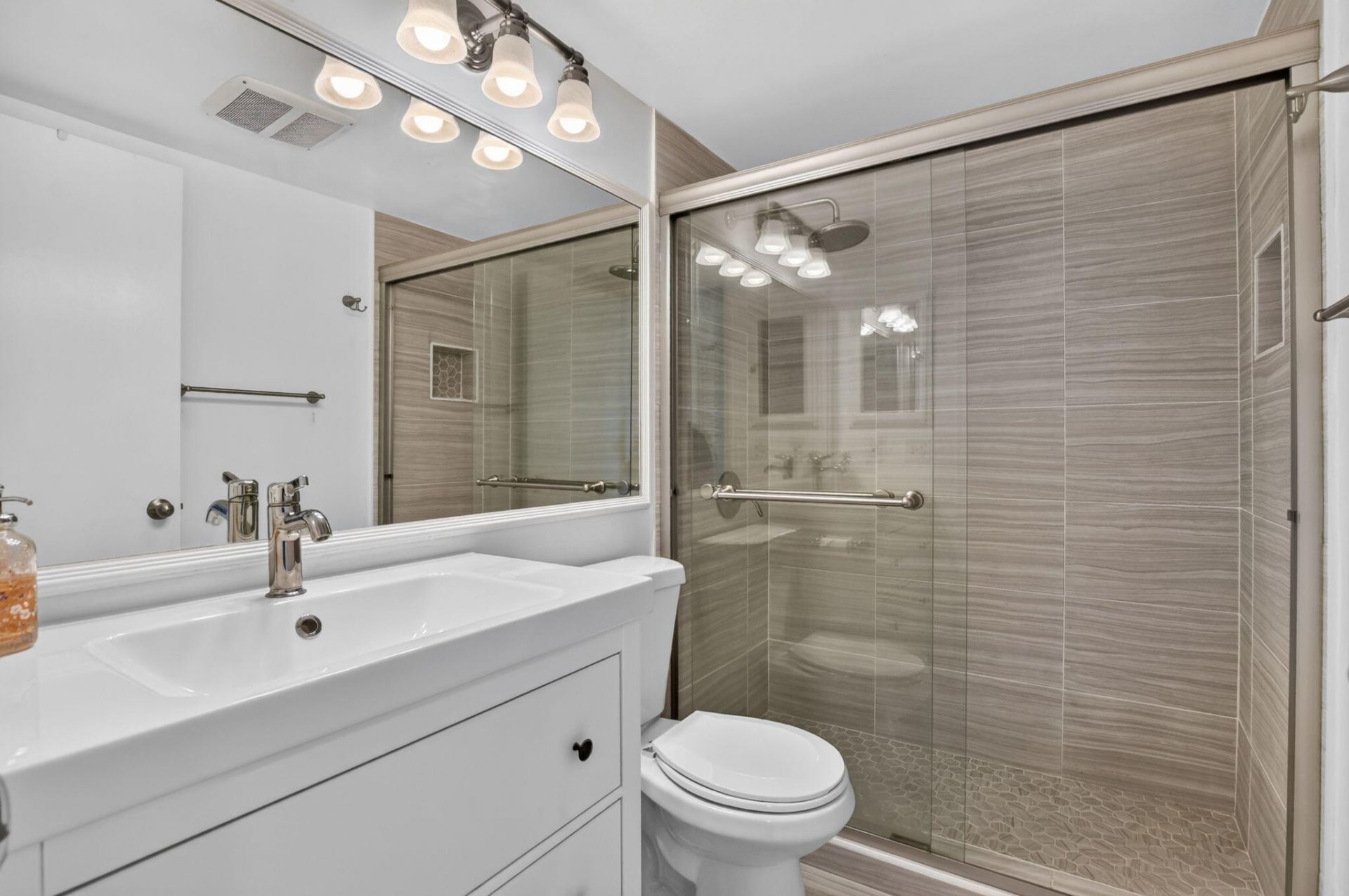4025 Guildford, Unit B - 4025, Boca Raton, FL 33434 Photo