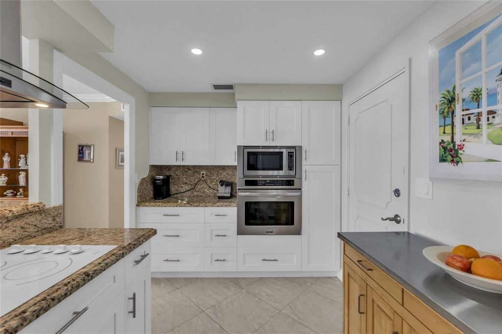 3233 NE 34th Street, Unit 1112A, Fort Lauderdale, FL 33308 Photo
