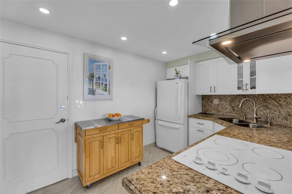 3233 NE 34th Street, Unit 1112A, Fort Lauderdale, FL 33308 Photo