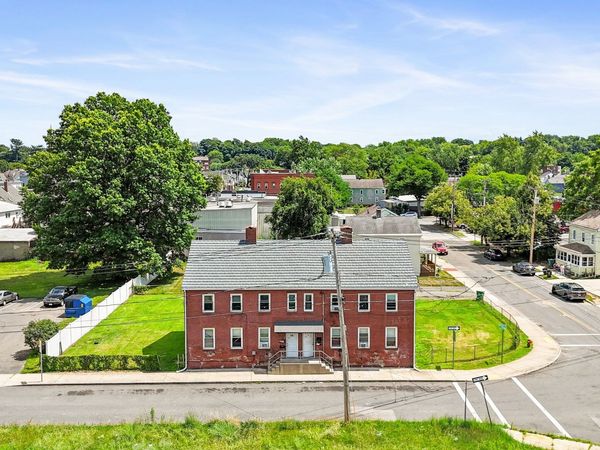 64-66 Front St, Chicopee, MA 01013