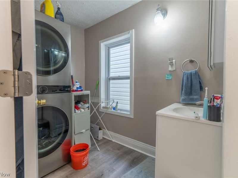 1364 W 58th Street, Cleveland, OH 44102 Photo 26