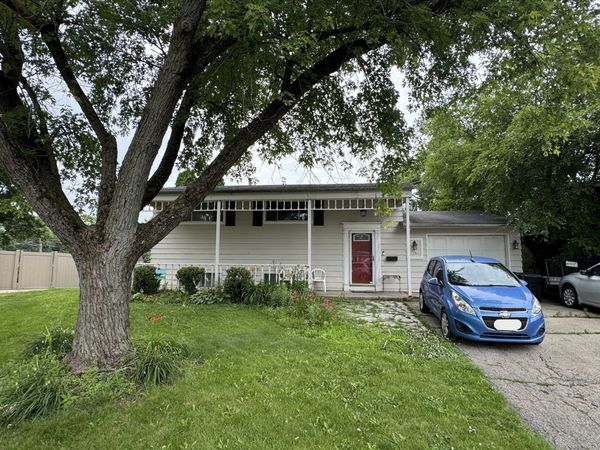 15 Curtmar Court , Montgomery, IL 60538