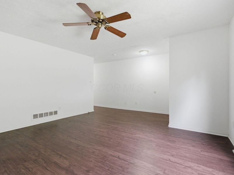 7621 Pickett Lane, Unit 2, Columbus, OH 43235 Photo 5