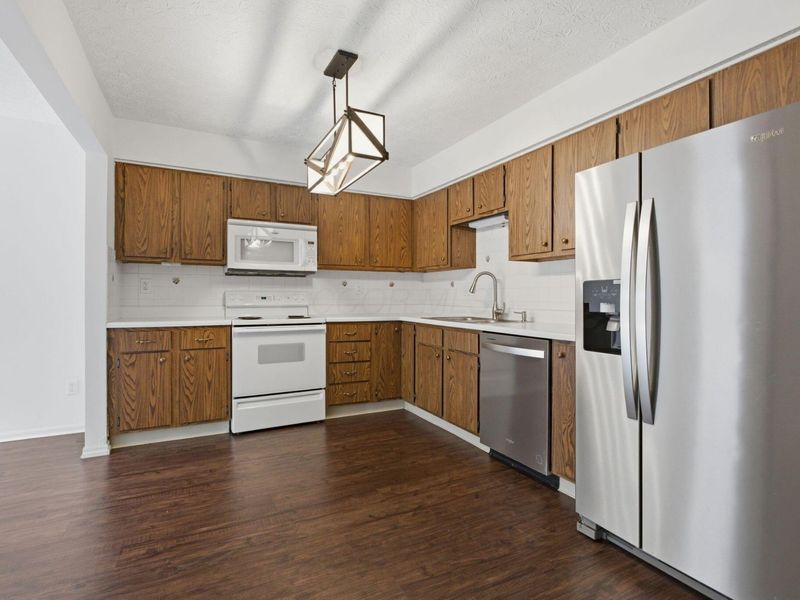 7621 Pickett Lane, Unit 2, Columbus, OH 43235 Photo 6