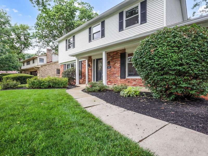 1400 Oakbourne Drive, Columbus, OH 43235 Photo 2