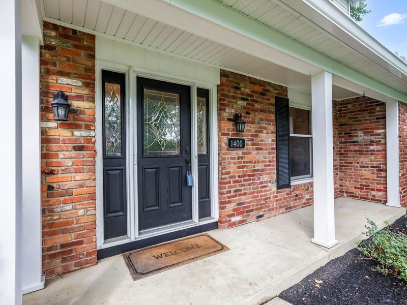 1400 Oakbourne Drive, Columbus, OH 43235 Photo 3