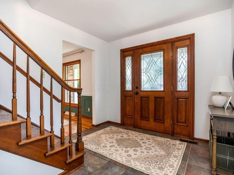 1400 Oakbourne Drive, Columbus, OH 43235 Photo 4
