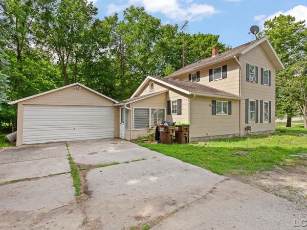 102 N Division , Tecumseh, MI 49286