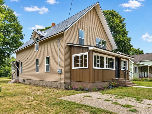 198 Angel Avenue E, Barryton, MI 49305