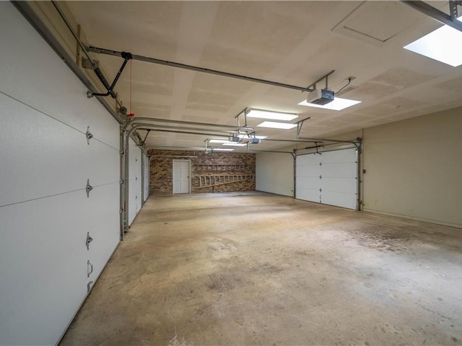 Property Image 104