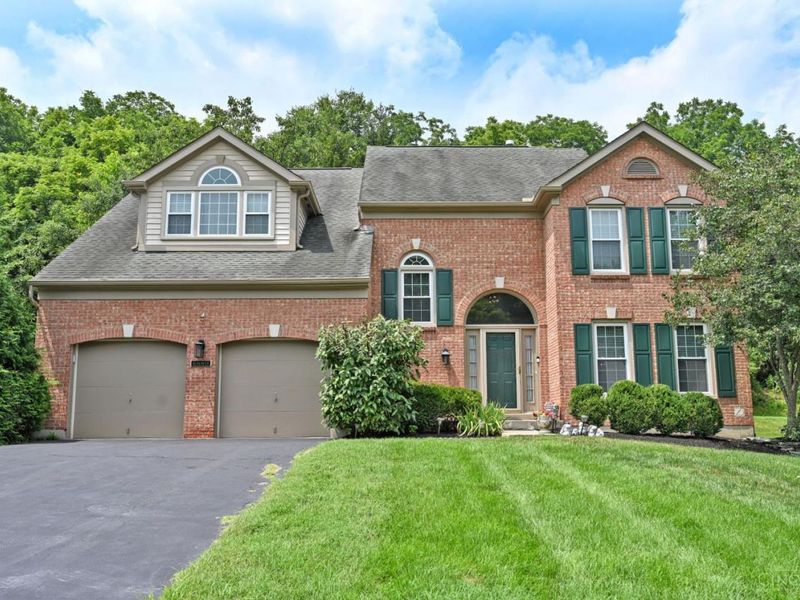 6889 Maddux Drive, Anderson Twp, OH 45230 Photo 1