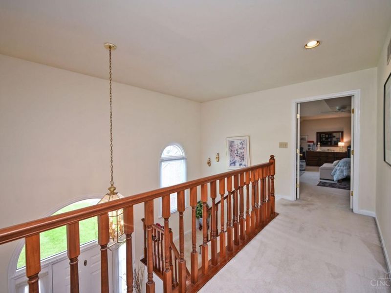 6889 Maddux Drive, Anderson Twp, OH 45230 Photo 29