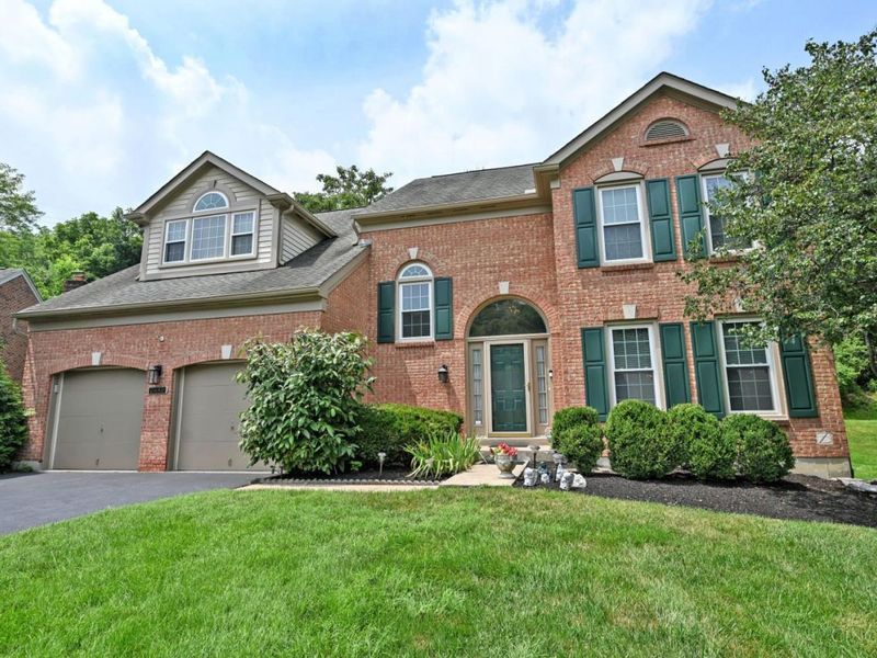 6889 Maddux Drive, Anderson Twp, OH 45230 Photo 3