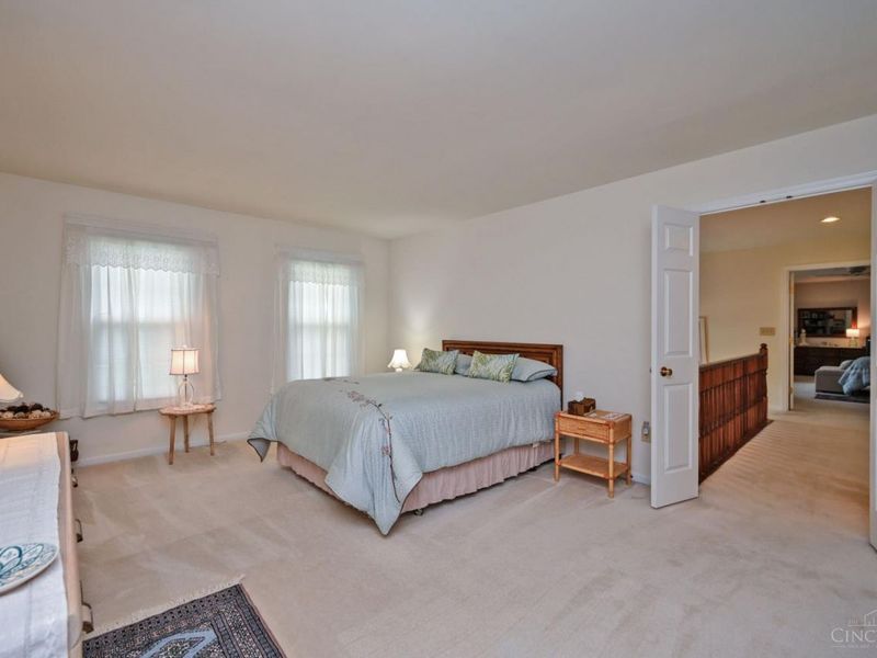 6889 Maddux Drive, Anderson Twp, OH 45230 Photo 39