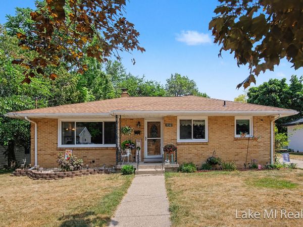 938 Calvary Avenue NW, Grand Rapids, MI 49504