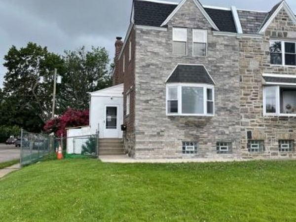 850 LONGSHORE AVENUE, PHILADELPHIA, PA 19111