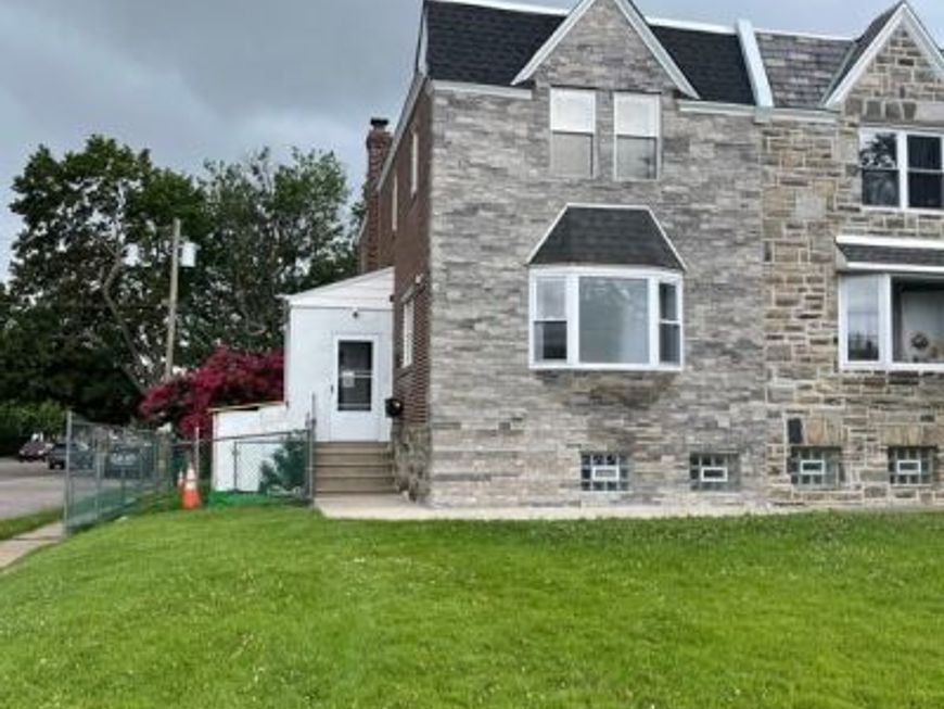 850 Longshore Avenue, Philadelphia, PA 19111 Main Photo