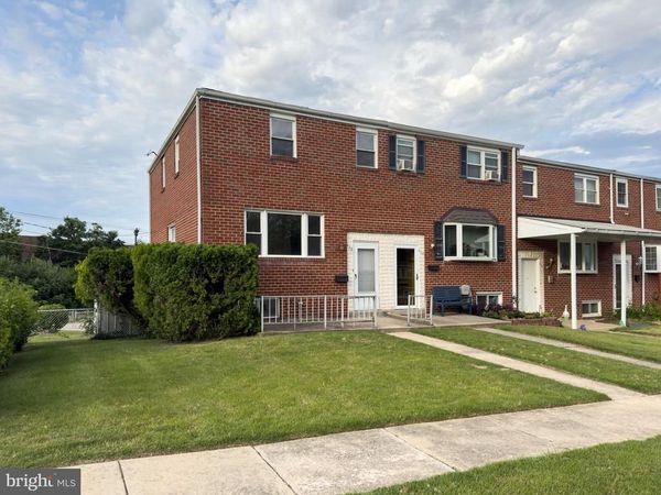 926 REGINA DRIVE , BALTIMORE, MD 21227