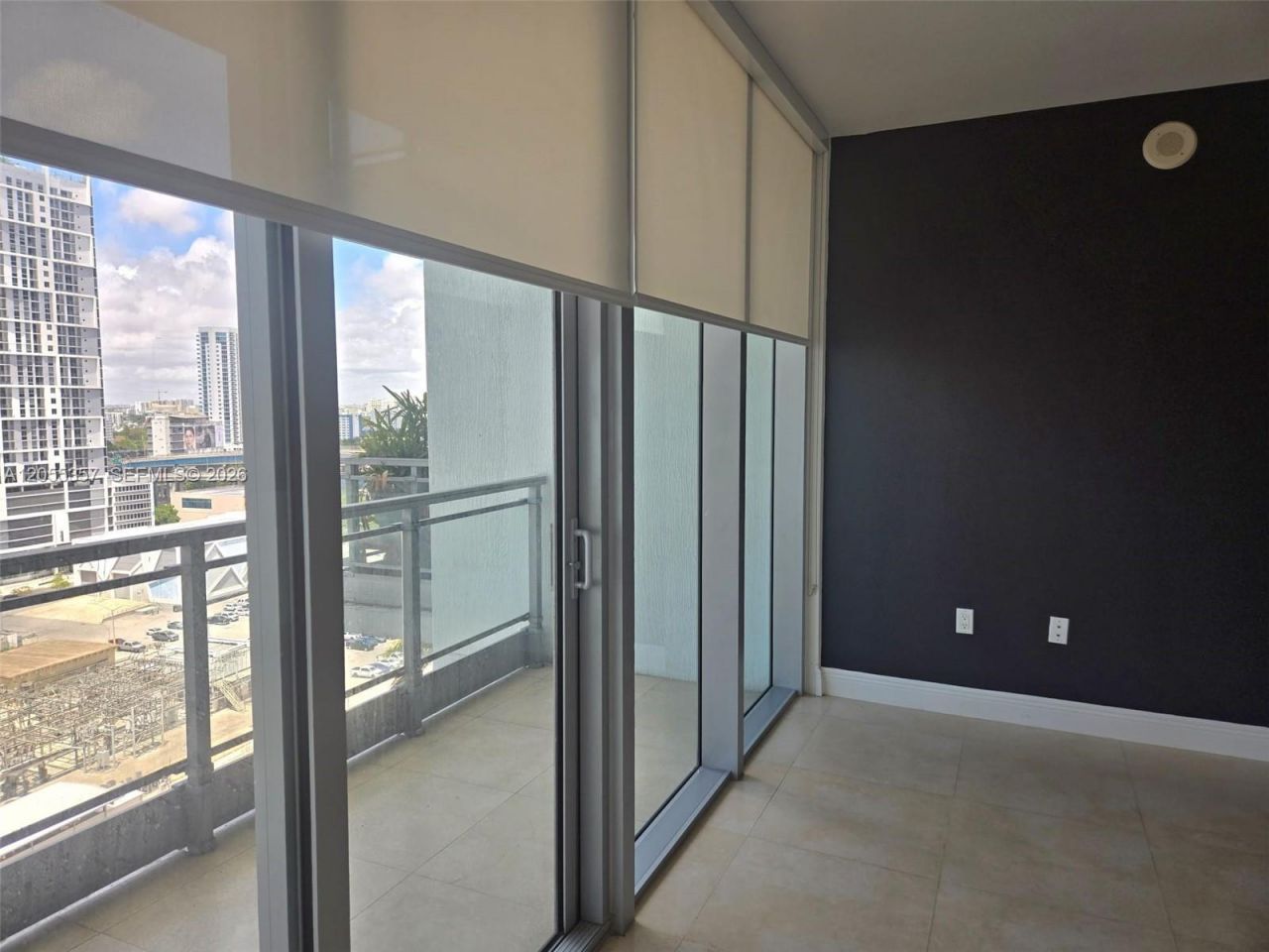 92 SW 3rd St , Unit 1808, Miami, FL 33130 Photo