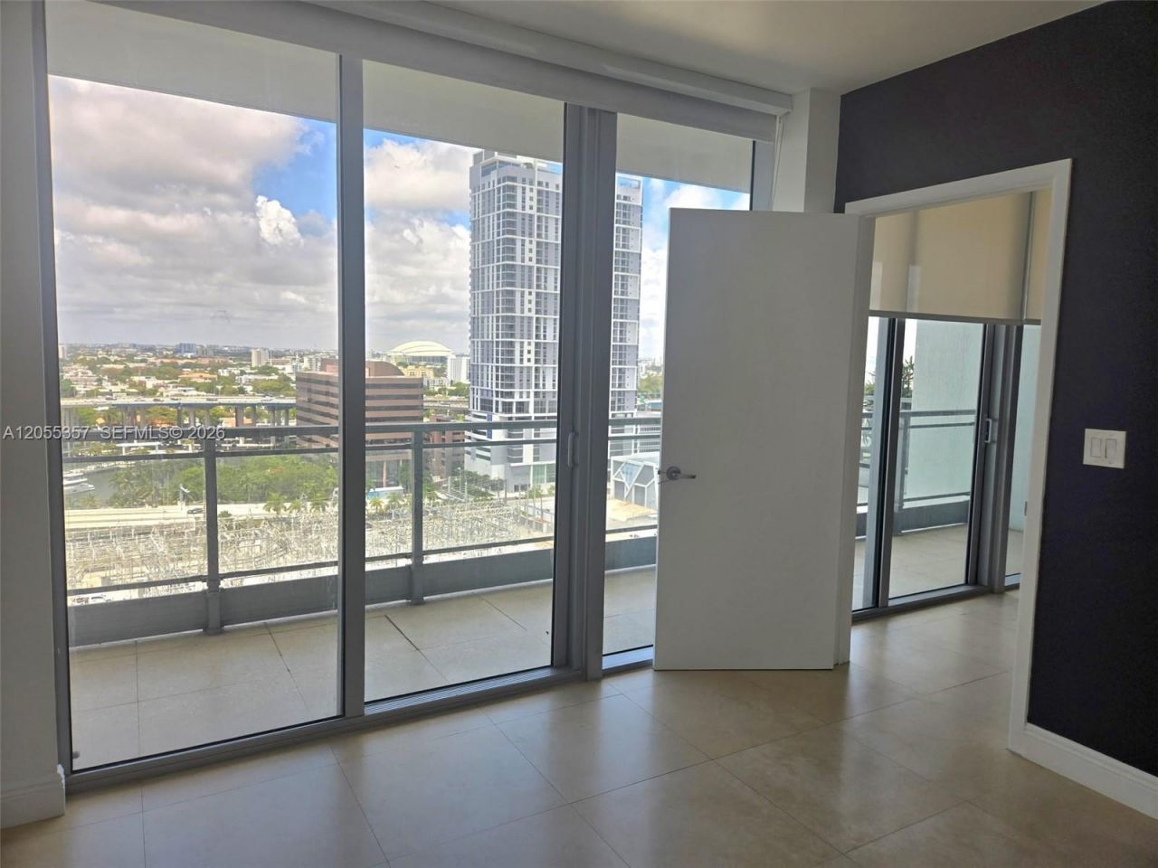 92 SW 3rd St , Unit 1808, Miami, FL 33130 Photo