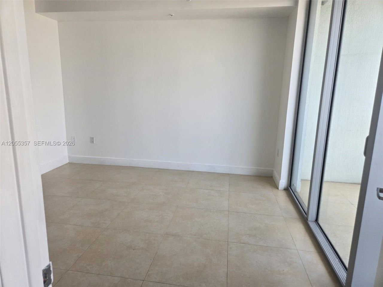 92 SW 3rd St , Unit 1808, Miami, FL 33130 Photo