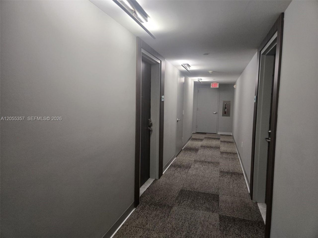 92 SW 3rd St , Unit 1808, Miami, FL 33130 Photo