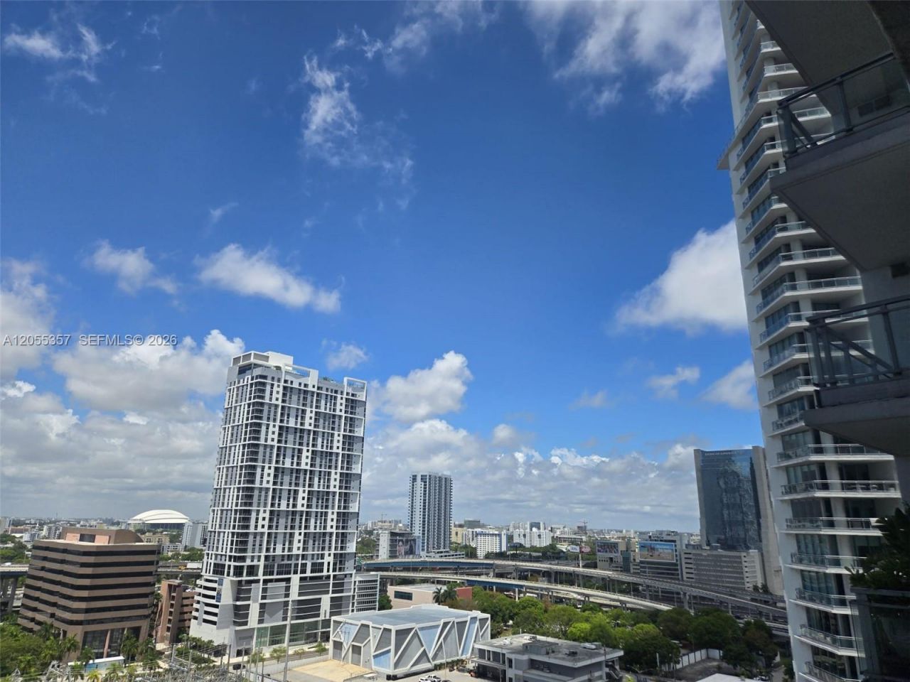 92 SW 3rd St , Unit 1808, Miami, FL 33130 Photo