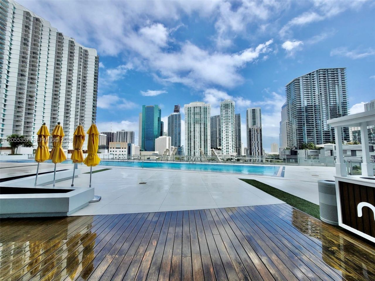 92 SW 3rd St , Unit 1808, Miami, FL 33130 Photo