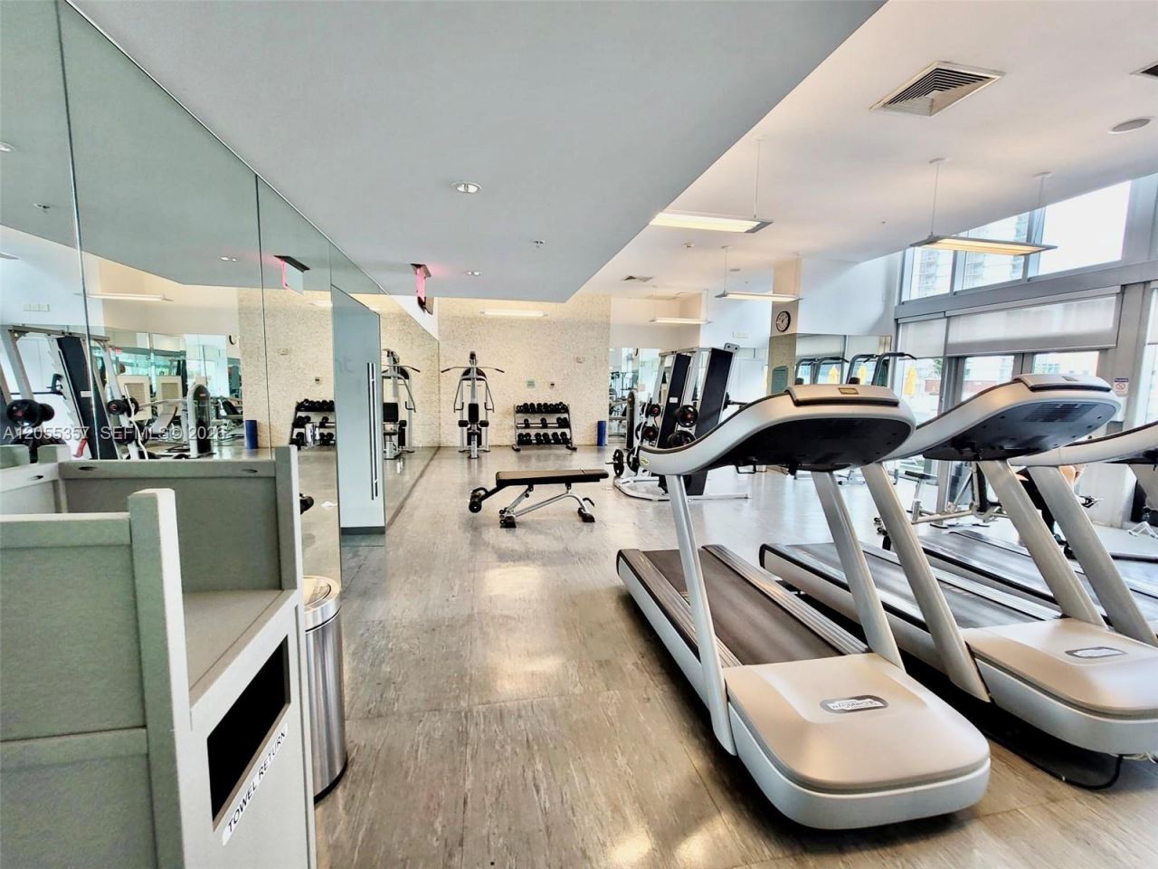 92 SW 3rd St , Unit 1808, Miami, FL 33130 Photo