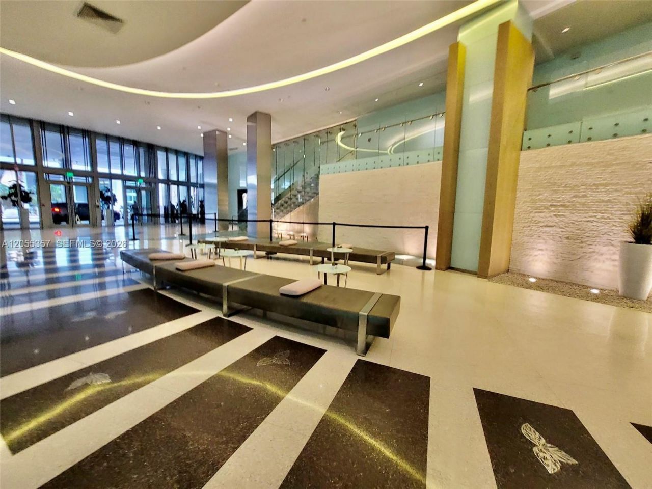 92 SW 3rd St , Unit 1808, Miami, FL 33130 Photo