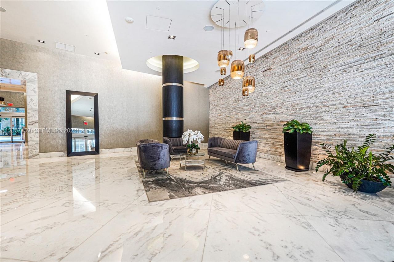 1250 S Miami Ave, Unit 812, Miami, FL 33130 Photo