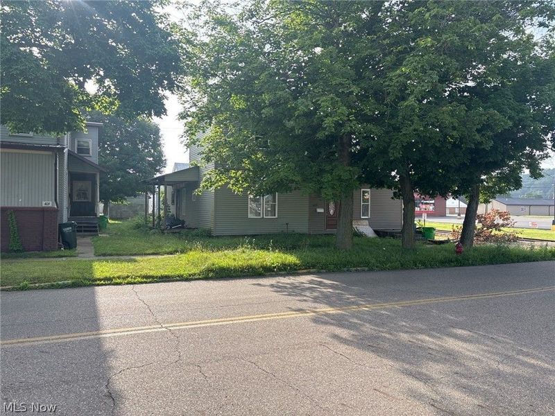 405 N Uhrich Street, Uhrichsville, OH 44683 Photo 4