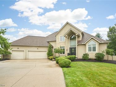 3531 Bay Hill Drive, Fairlawn, OH 44333