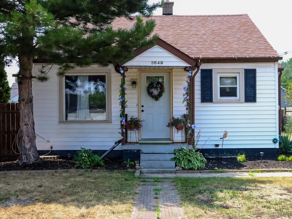 3649 Jefferson Avenue SE, Grand Rapids, MI 49548