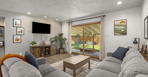 120 E Emerson Way, Sparks, NV 89431 Photo