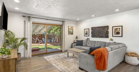 120 E Emerson Way, Sparks, NV 89431 Photo
