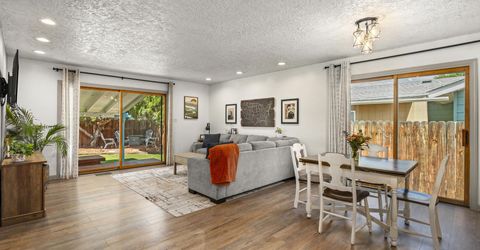 120 E Emerson Way, Sparks, NV 89431 Photo