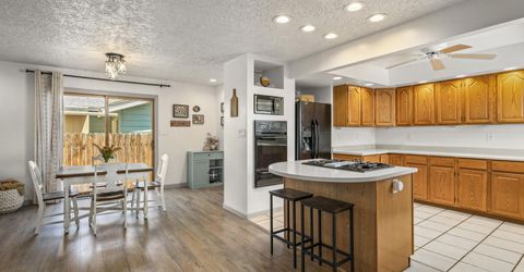 120 E Emerson Way, Sparks, NV 89431 Photo