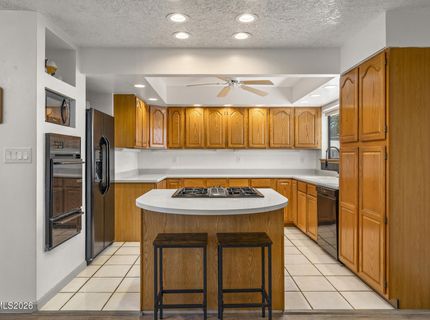 120 E Emerson Way, Sparks, NV 89431 Photo